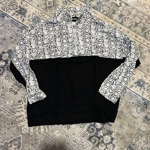 Monrow snakeskin quarter zip womens top - S